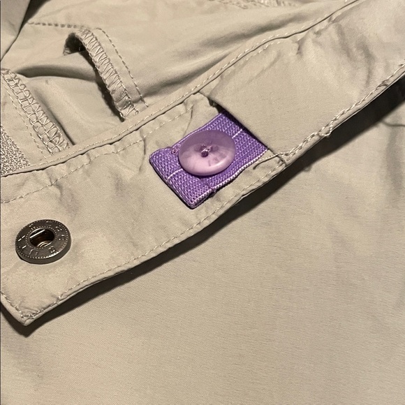 REI Girls Light Gray Outdoor Convertible Pants with Blue Floral Tag - Picture 5 of 5